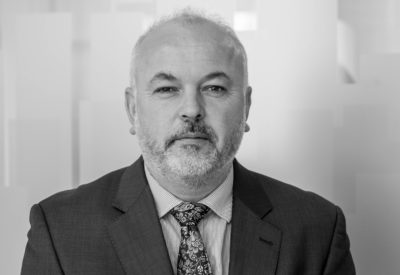 A headshot of Will Mumford.